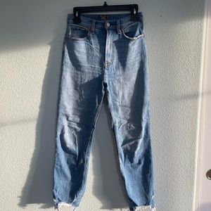 High waisted Distressed ankle jeans